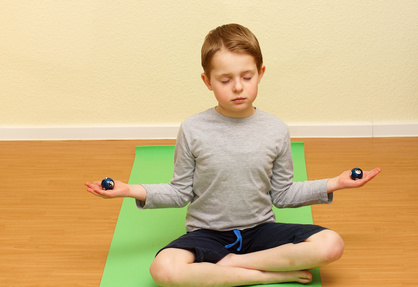 Bei Kindern kann Meditation bei ADHS enorme Effekte haben.
